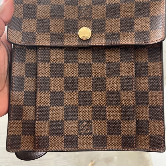 Louis Vuitton Dark Brown Checkered Crossbody Bag - Picture 15 of 16